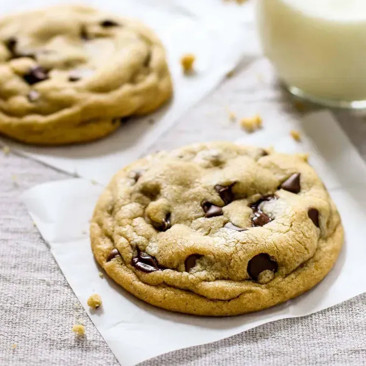 Free Chocolate Chip Cookie At Crumbl