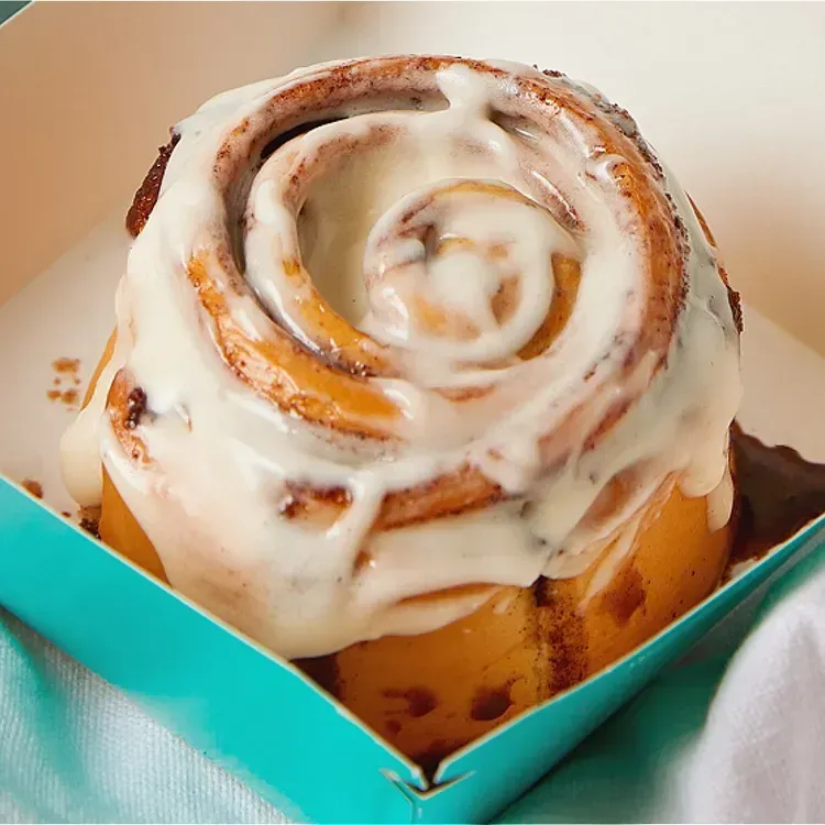 Free Cinnabon Classic Roll For $1