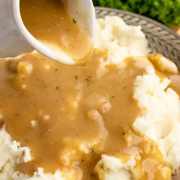 Free Lee's Famous Recipe Mashed Potatoes