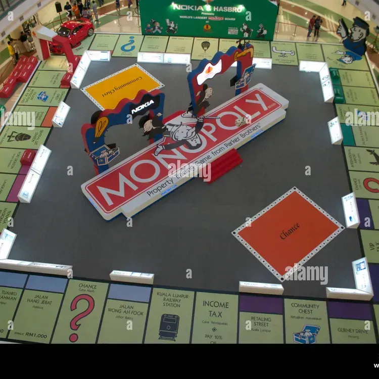 Free University Games Board Game From Come Rounds