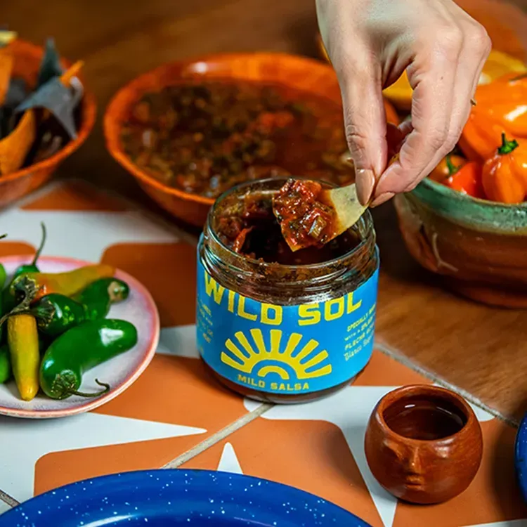 Free Wild Sol Salsa Through Aisle