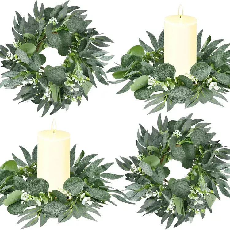 Free World Market Mini Wreath